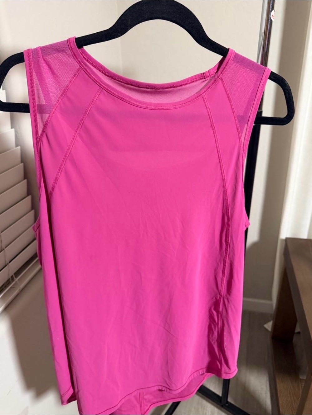 Lululemon Women’s Performance Tank Top - Hot Pink